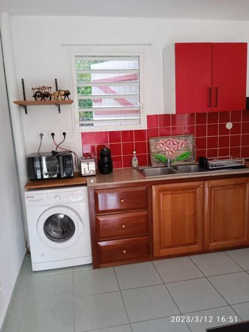 Dous'Inn Kreyol Appartement Avec Free Wifi グラン＝ブール エクステリア 写真